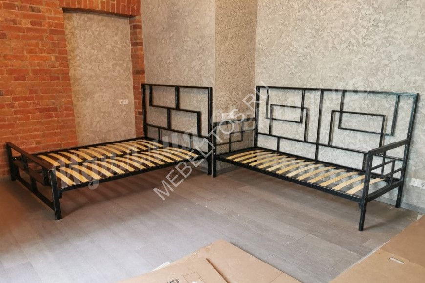Кровать в темных тонах Loft L-014