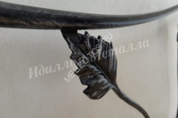 Кровать двуспальная с художественной ковкой 083