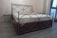 Кровать с кованым изголовьем и подъемным механизмом PM-081