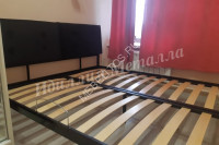 Стильная кровать для интерьера Loft с мягким изголовьем L-046