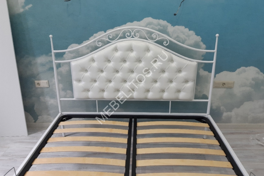 Кровать кованая односпальная с мягким изголовьем ОD-019 Кровать кованая односпальная с мягким изголовьем ОD-019