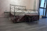 Кровать с балдахином B-015 Кровать с балдахином B-015